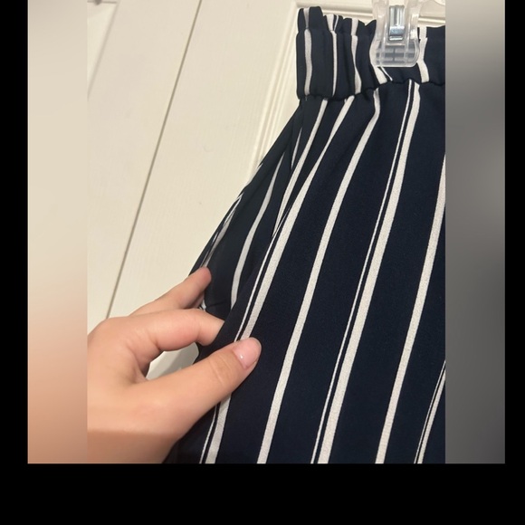 H&M Blue & White Striped Culottes/Wide Leg Pants - Picture 6 of 7